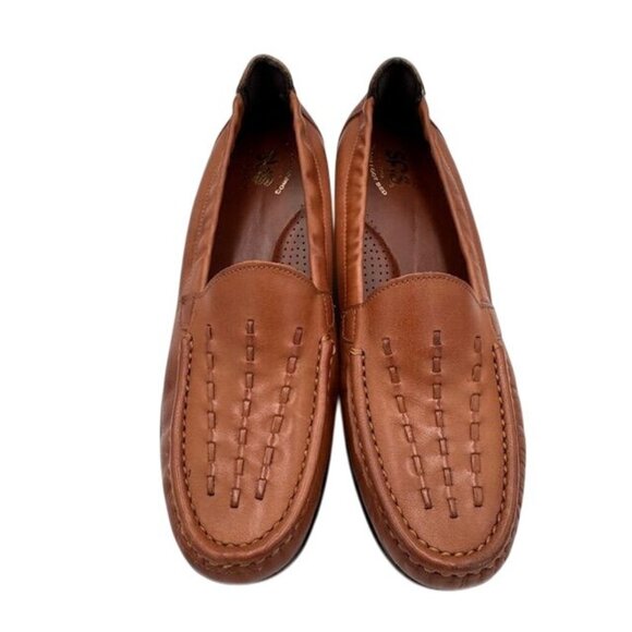NWT SAS Womens Genuine Leather Weave Chestnut 8.5 NARROW Loafers - Picture 1 of 11